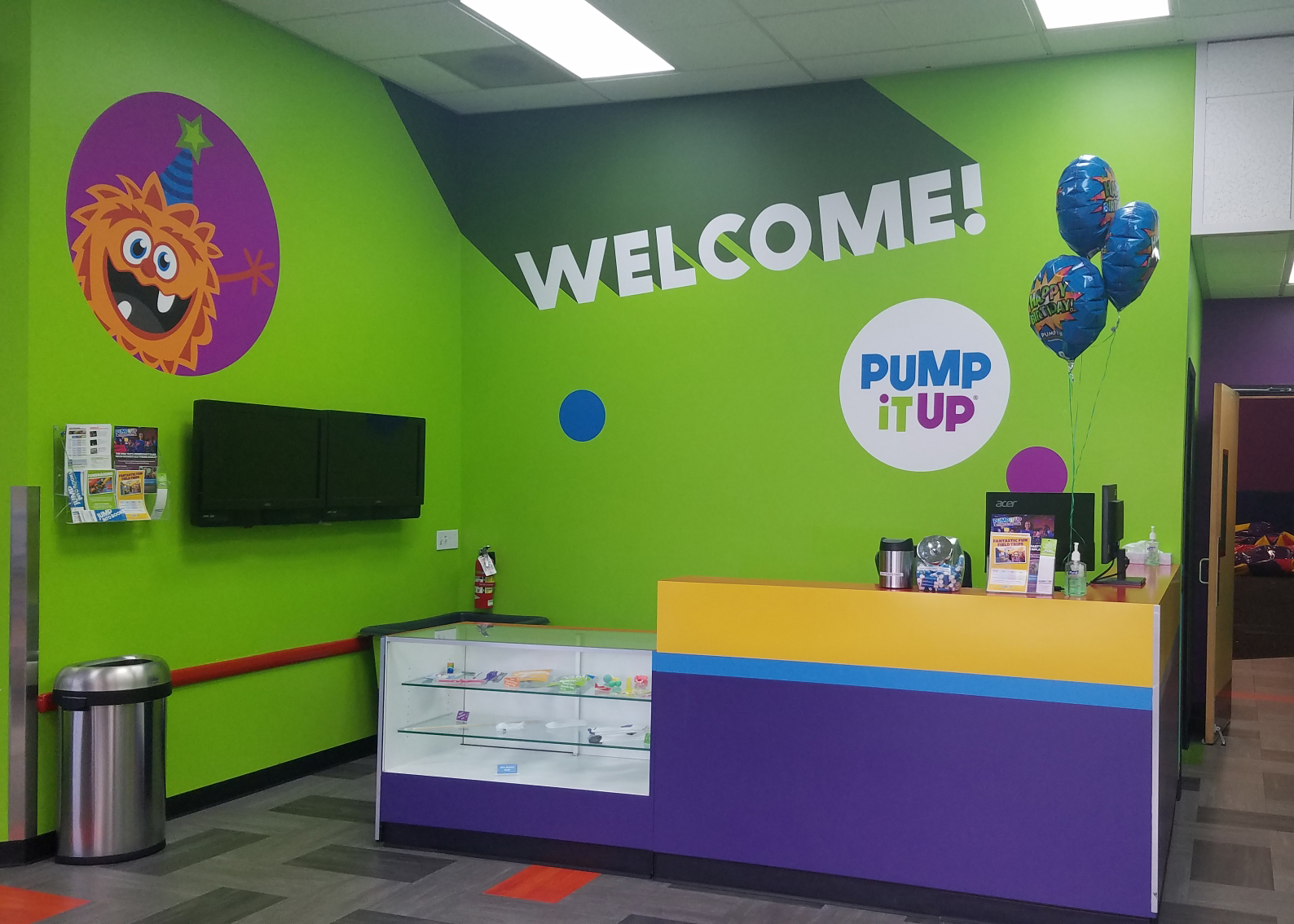 Lynnwood lobby where your party gets started!