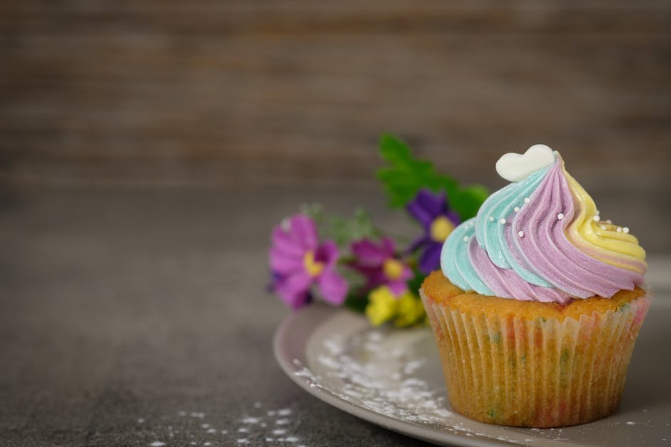 Captivating Presentation: Tips and Tricks to Showcase Your Cupcake Creations