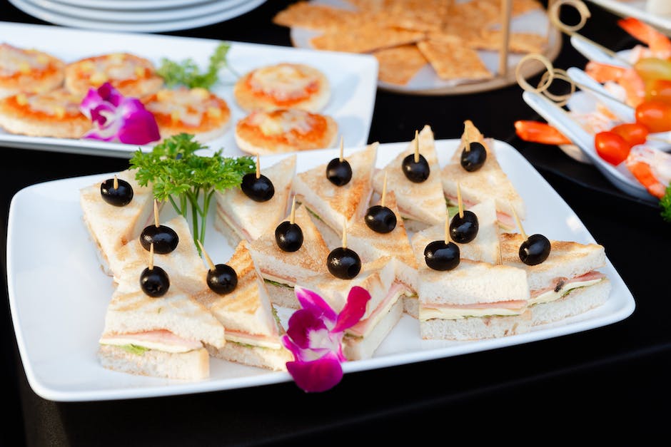 4. From Classic ⁢to Creative: Reinventing Traditional Party Sandwiches with Innovative Twists